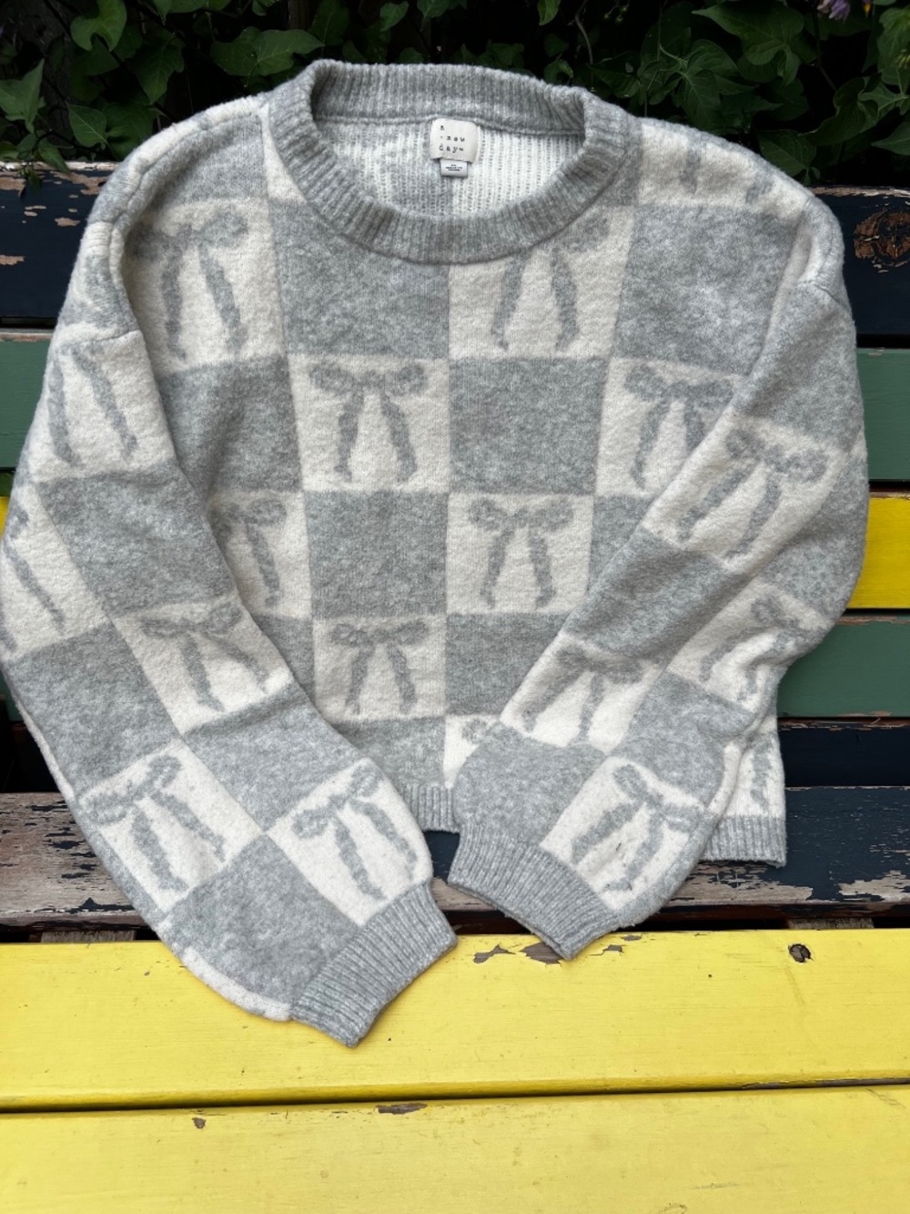 New Day Gray Bow Sweater Medium